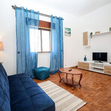 B91 - Bairro Apartment In Лагуш Экстерьер фото